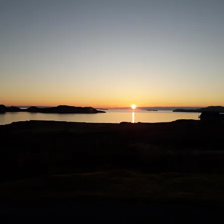 The Sleepy Crofter Glamping - Achiltibuie Hotel Exterior photo