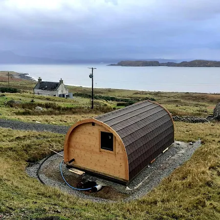 The Sleepy Crofter Glamping - Achiltibuie Hotel Exterior photo