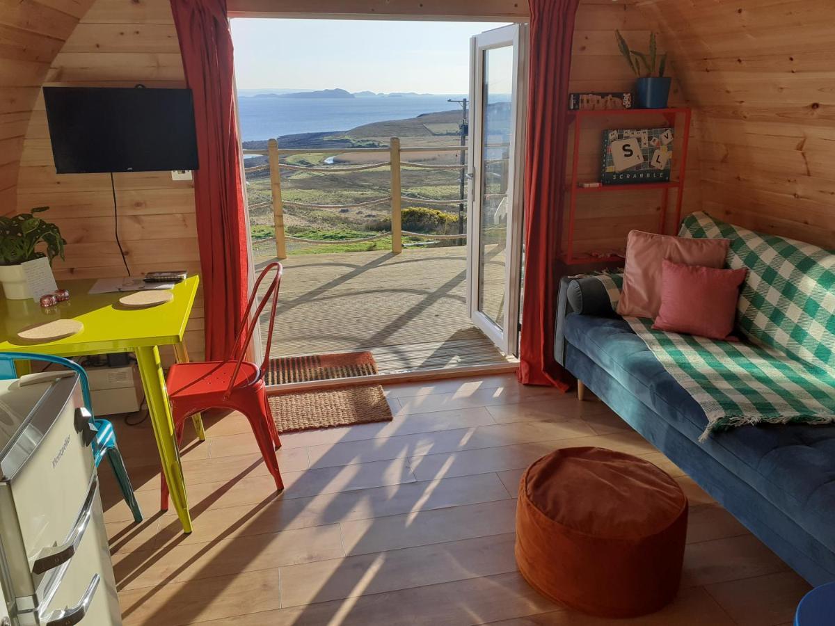 The Sleepy Crofter Glamping - Camping *