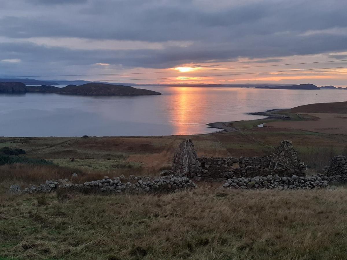 The Sleepy Crofter Glamping - Camping *