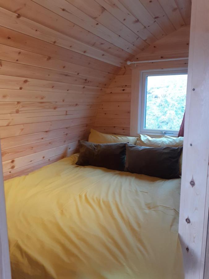 The Sleepy Crofter Glamping - Camping